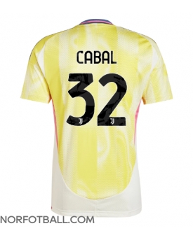 Billige Fotballdrakt Juventus Juan Cabal #32 Replika Bortedrakt 2024-25 Kortermet